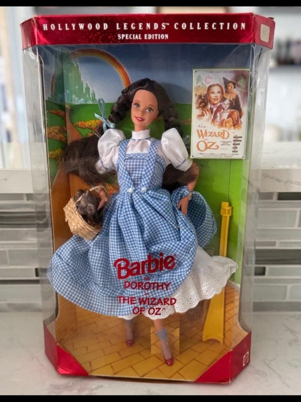 Mattel Barbie as Dorothy "Wizard of Oz" Hollywood Legends Collection | NRFB |COA